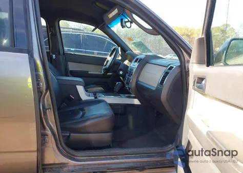 2010 Mercury Mariner Premier z USA, uszkodzony, nr VIN 4M2CN8H76AKJ06936